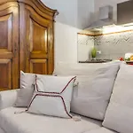 Santa Chiara - Self Check-in H24 - Wi-fi Veloce - Vicino Al Centro Apartment *
