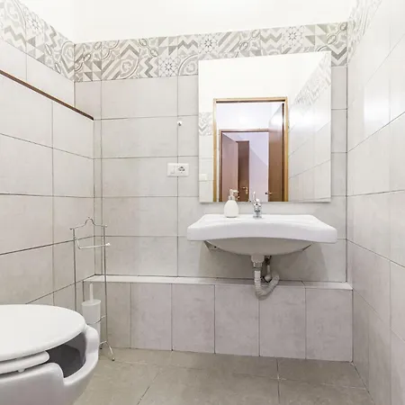 Apartament Santa Chiara - Self Check-in H24 - Wi-fi Veloce - Vicino Al Centro Sassari